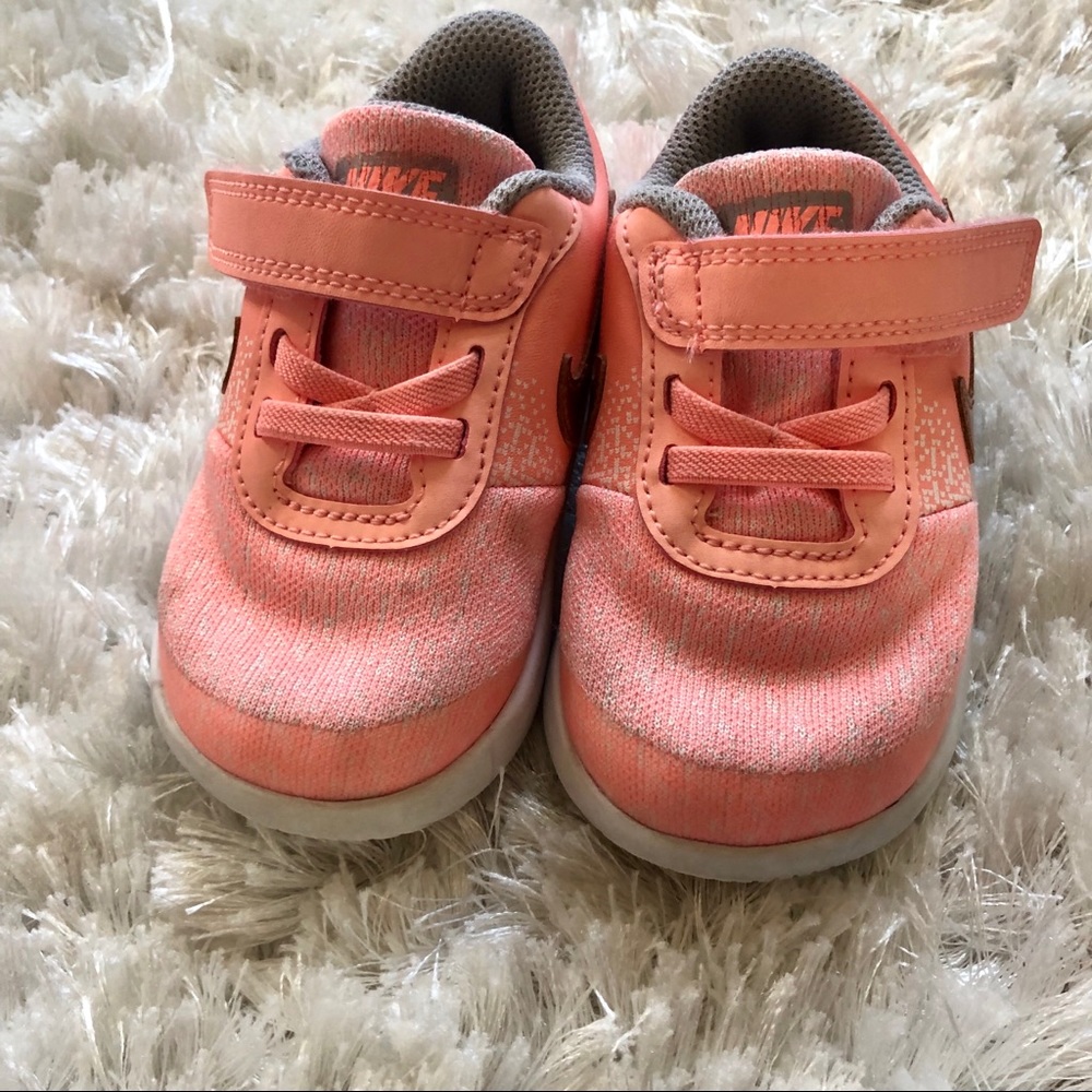 Nike flex run toddler sneakers
